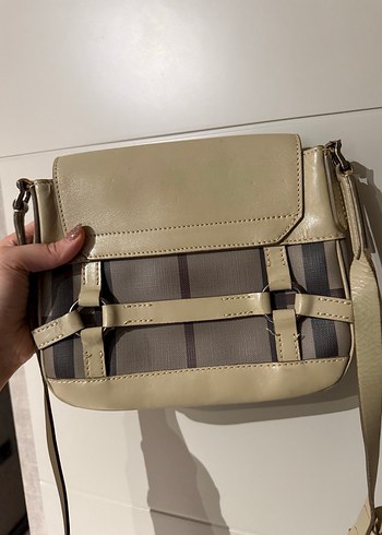 Burberry Bej Deri Kareli Tokalı Kadın Çanta - Görsel 2