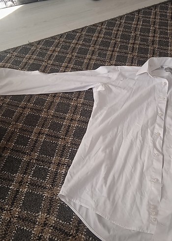 Düğmeli Beyaz Kadın Keten Gömlek