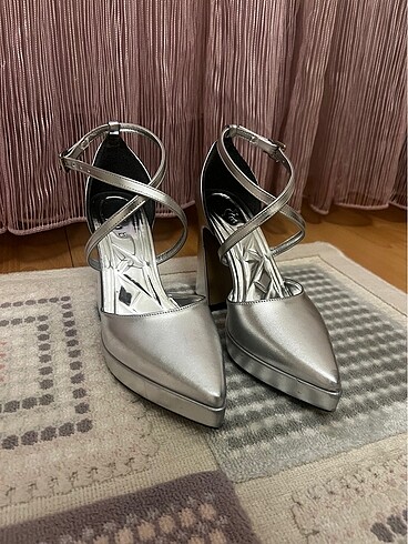37 Beden 11 cm platform topuklu ayakkabı