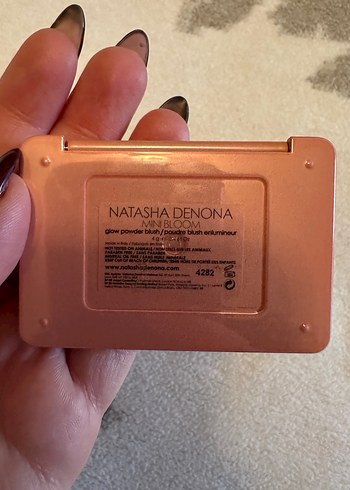 Parlak Kırmızı Allık - Görsel 3