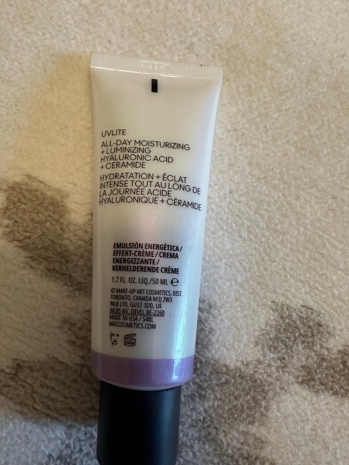 MAC Parlak Mor Işıltılı Strobe Krem - Görsel 2