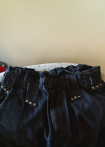 siyah bol kesim Jean .Beli lastikli kemerli