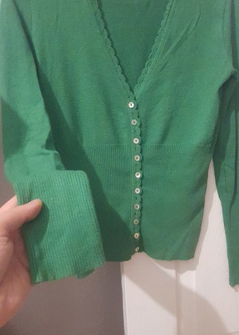 Düğmeli Yeşil V Yakalı İnce Triko Hırka - Görsel 3