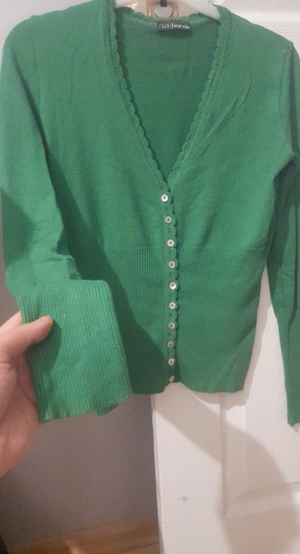 Düğmeli Yeşil V Yakalı İnce Triko Hırka - Görsel 3