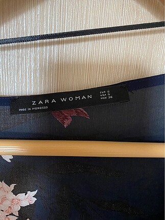 Zara Zara şifon çiçekli bluz