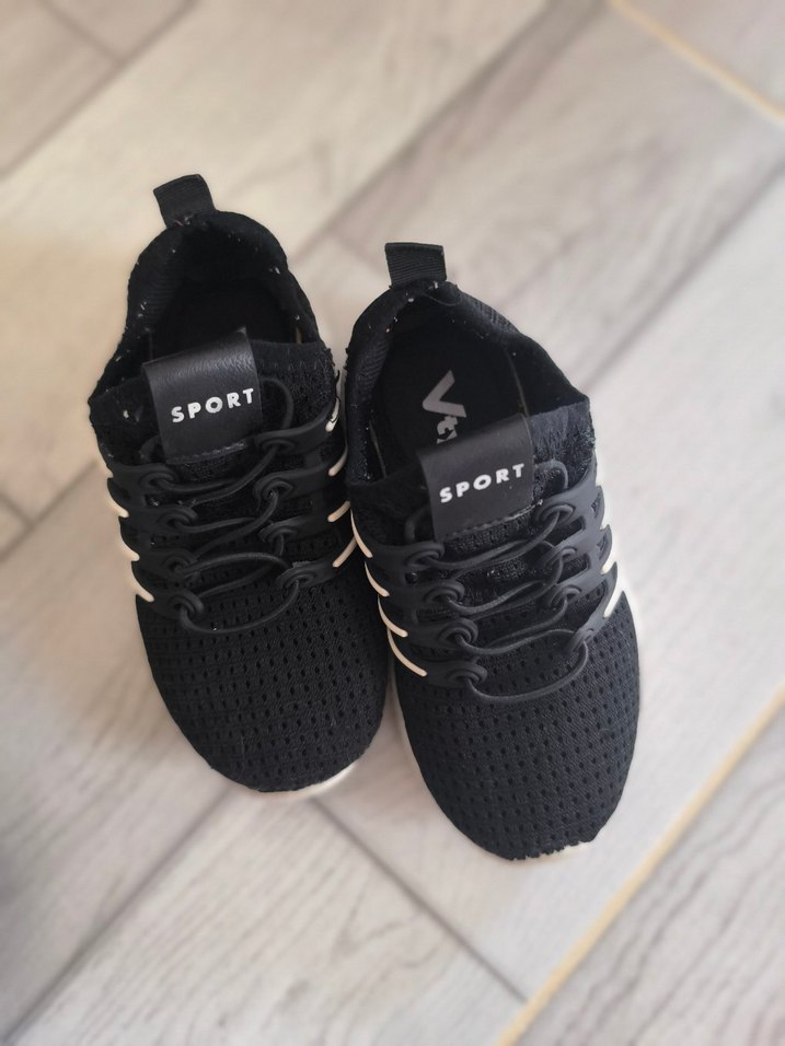 Erkek Çocuk Siyah Bağcıklı Spor Ayakkabı - Görsel 4