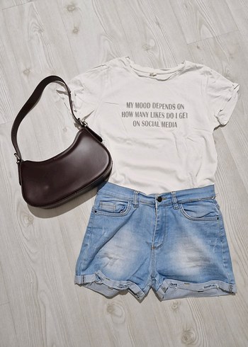 m Beden beyaz Renk Baskılı Loose Fit Beyaz Kadın Tişört