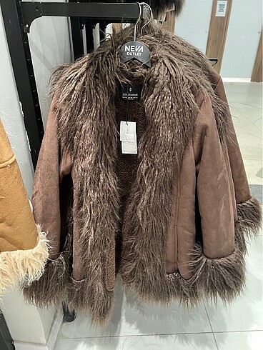 Stradivarius Stradivarius kaban Afgan penny Lane coat