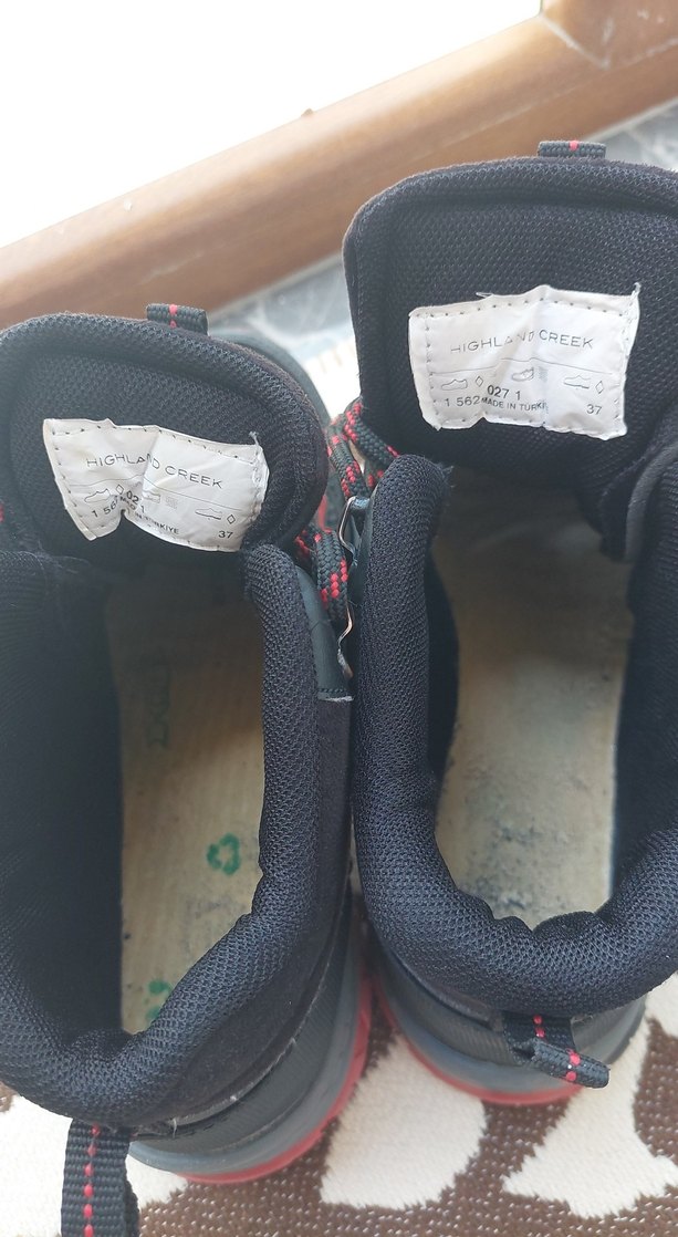 Kırmızı Siyah Street Wear Spor Ayakkabı Bağcıkları - Görsel 3