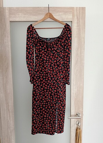 Bershka Elbise