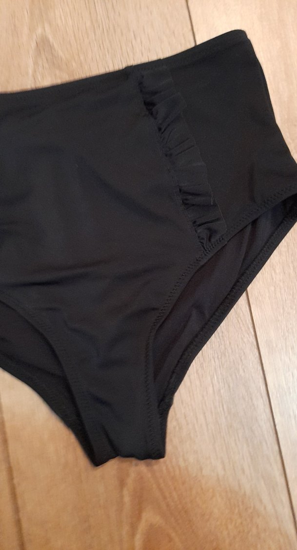 Kadın Siyah Fırfırlı Mini Bikini Altı - Görsel 3