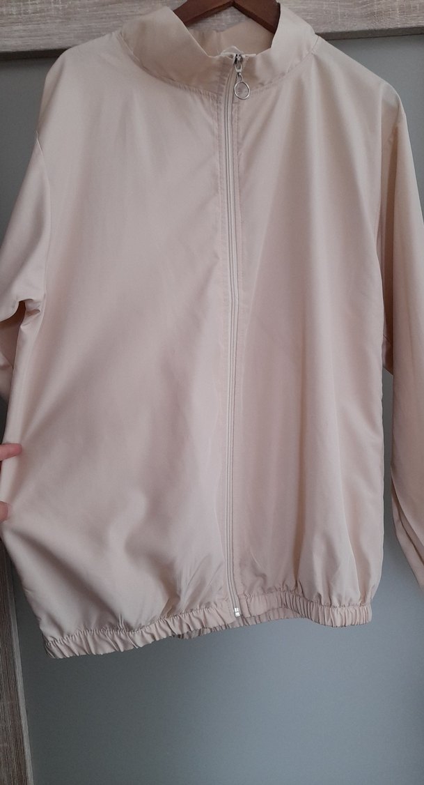 Bej Kadın Rahat Kesim Mont - Görsel 4