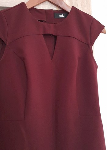 Bordo V Yakalı Kolsuz Midi Elbise - Görsel 2