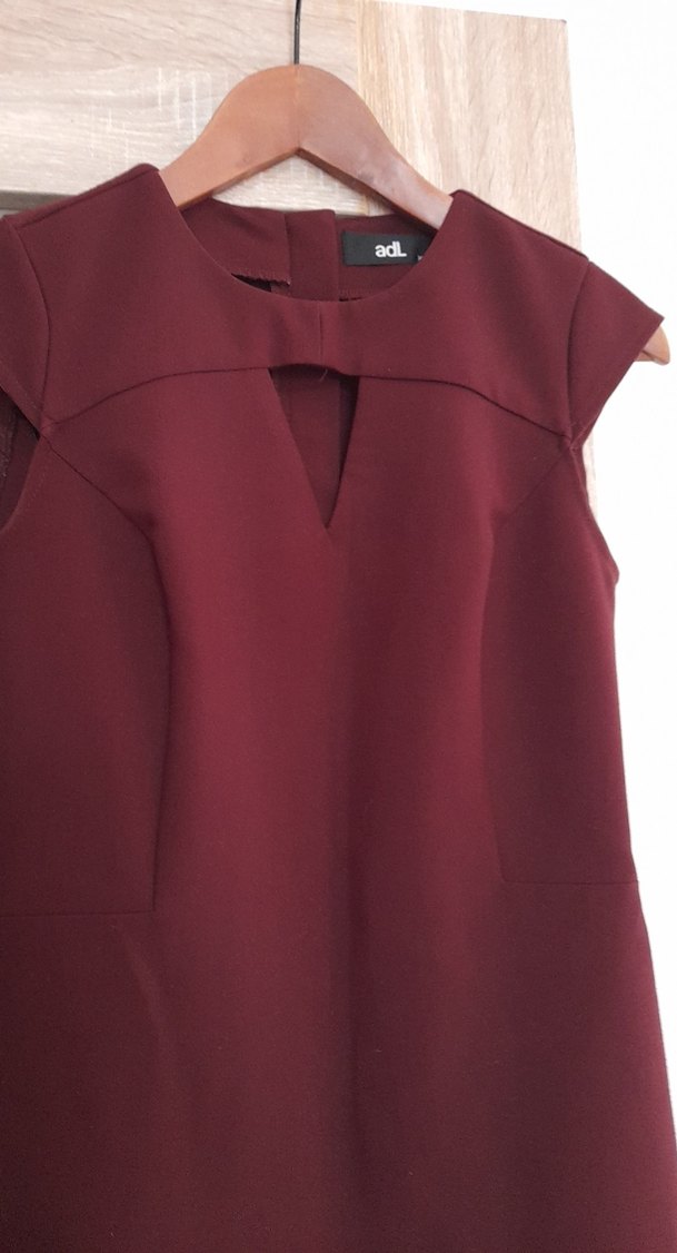Bordo V Yakalı Kolsuz Midi Elbise - Görsel 2