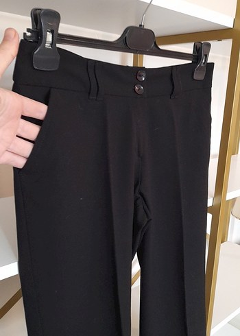 Kadın Siyah Kumaş Kemerli Pantolon - Görsel 2