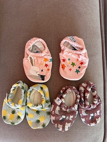 3 adet patik 18-20 numara