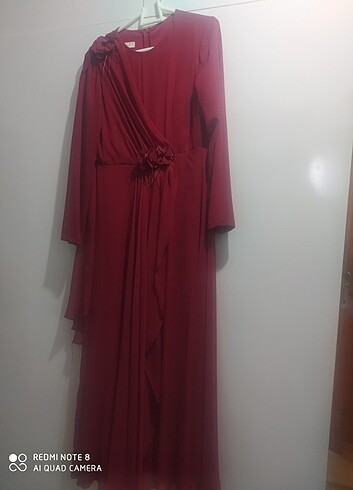 Bordo tesettür abiye elbise 