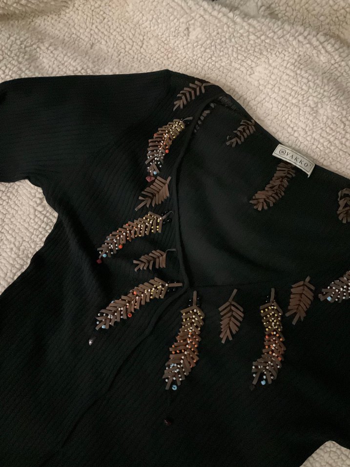 Bohem Siyah V Yaka Vintage Bluz — görsel 2/6