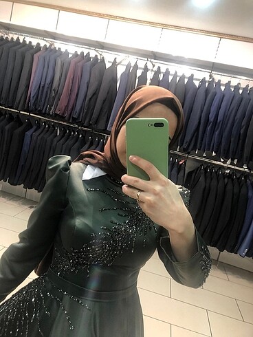 Diğer Zümrüt Yeşili Nişan Elbisesi