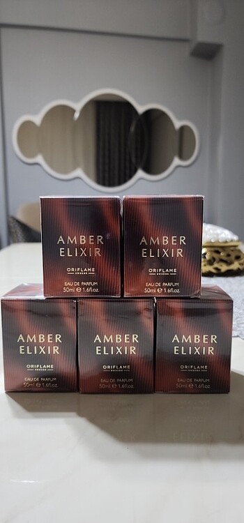 Oriflame amber parfümü 
