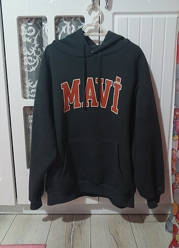 Mavi logo baskılı kapüşonlu sweatshirt 