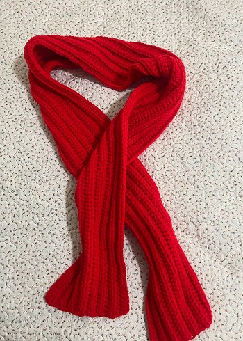 Kadın Kırmızı Örgü Atkı - Görsel 3