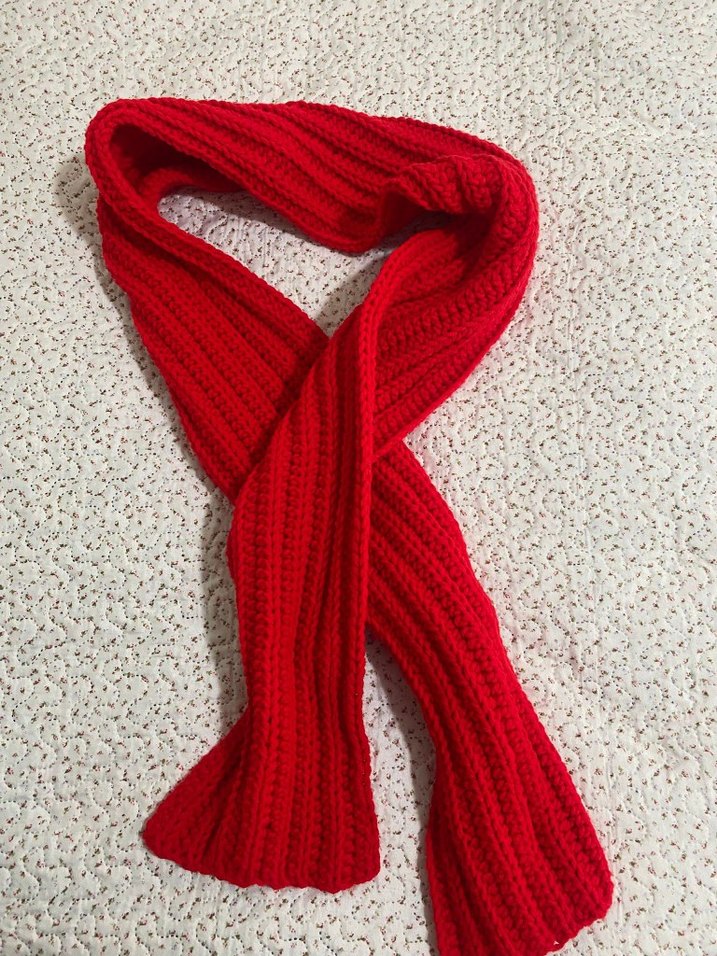 Kadın Kırmızı Örgü Atkı - Görsel 3