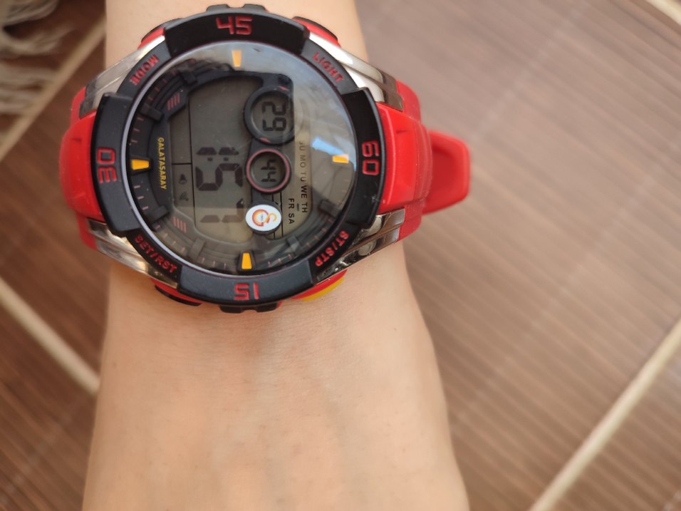 Orjinal GS Çocuk saati - Görsel 4