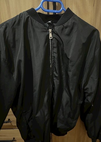 Siyah parasüt bomber ceket - Görsel 2