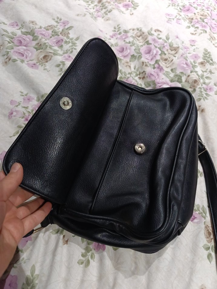 Klasik Siyah Deri Kadın Çanta - Görsel 5