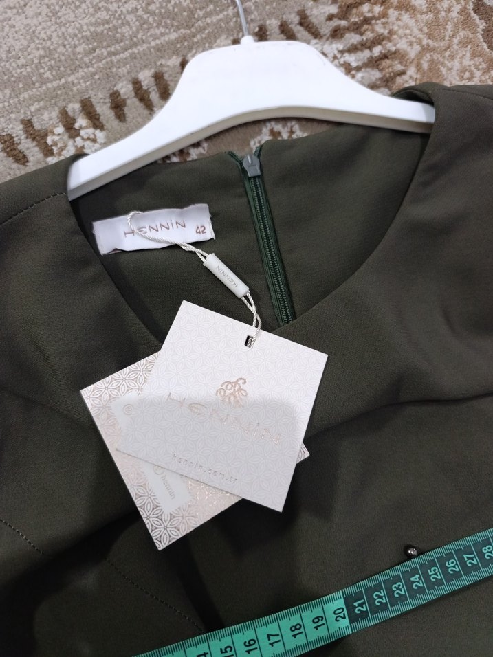 haki renk  Uzun Kollu Salaş Uzun Elbise - Görsel 5