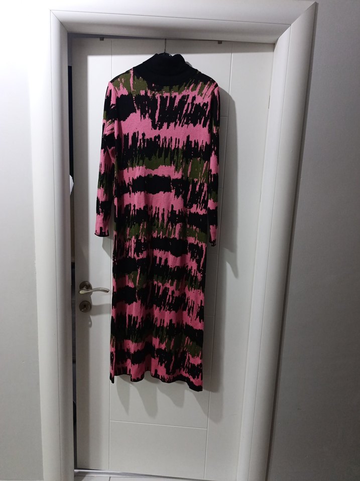 Uzun Kollu Pembe triko Elbise - Görsel 2