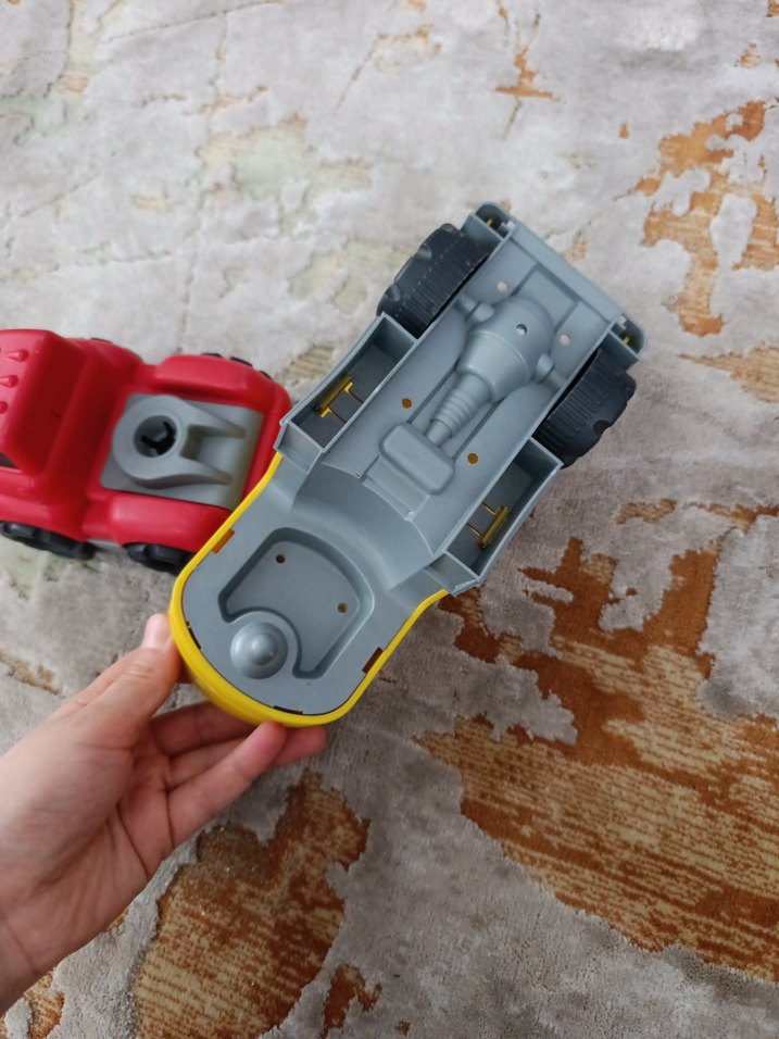 Sarı Renkli Oyuncak Kamyon - Görsel 4