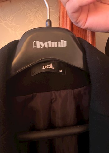 Siyah Düğmeli Klasik Kaban - Görsel 3