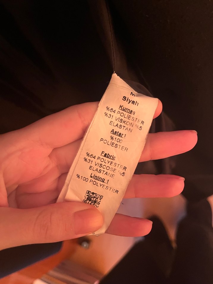 Siyah Düğmeli Klasik Kaban - Görsel 5