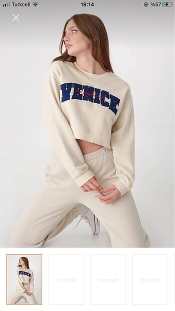 Sweatshirt
