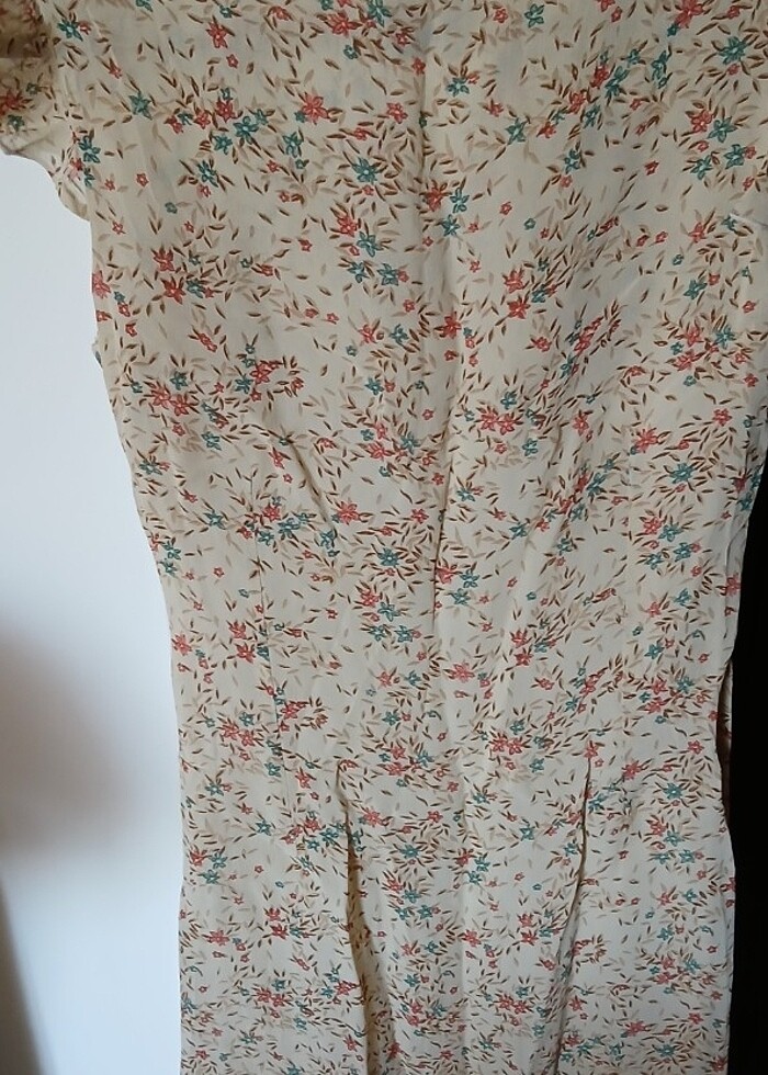 Diz hizasında v yaka  - Görsel 2