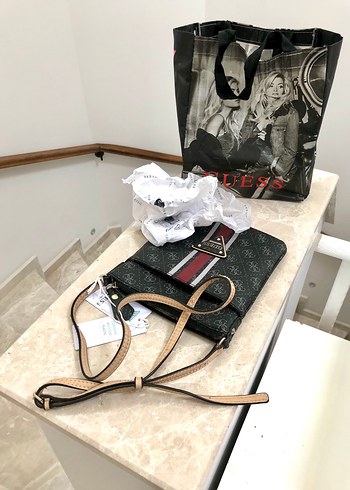 Guess GUESS Çanta Lütfen Açıklamayı Okuyunuz