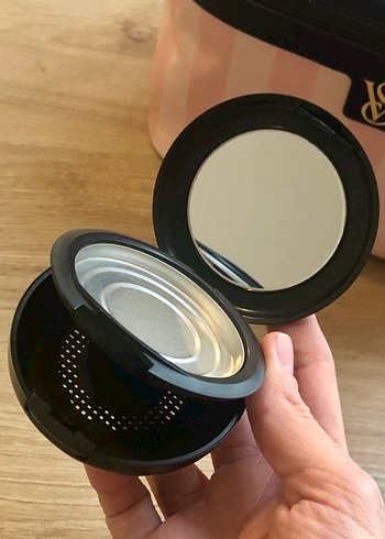 MAC MAC Ayna