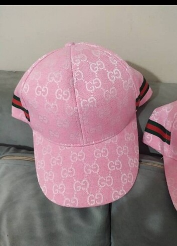 Gucci şapka 