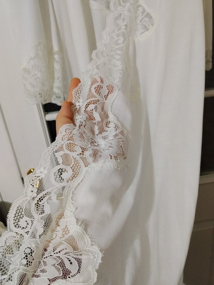 Uzun Beyaz Bohem Kadın Sabahlık - Görsel 2