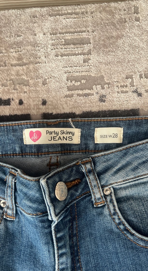 Nakışlı Düğmeli Kadın Mavi Jean - Görsel 2