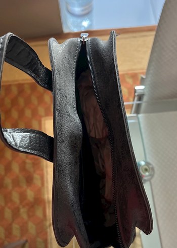 Siyah Baskılı Deri Rock Punk Sırt Çantası - Görsel 4