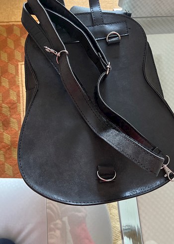 Siyah Baskılı Deri Rock Punk Sırt Çantası - Görsel 3