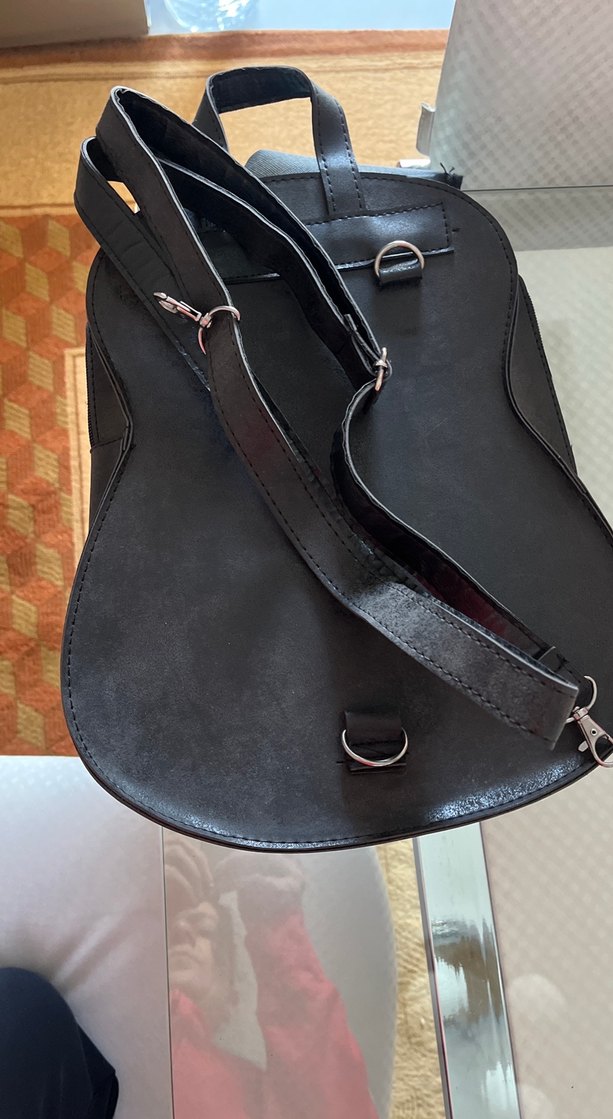 Siyah Baskılı Deri Rock Punk Sırt Çantası - Görsel 3