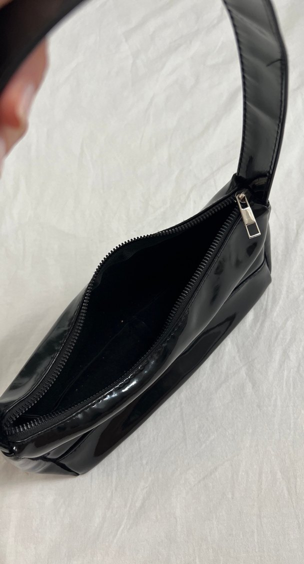 Parlak Siyah Minimalist Deri Kadın Çanta - Görsel 3