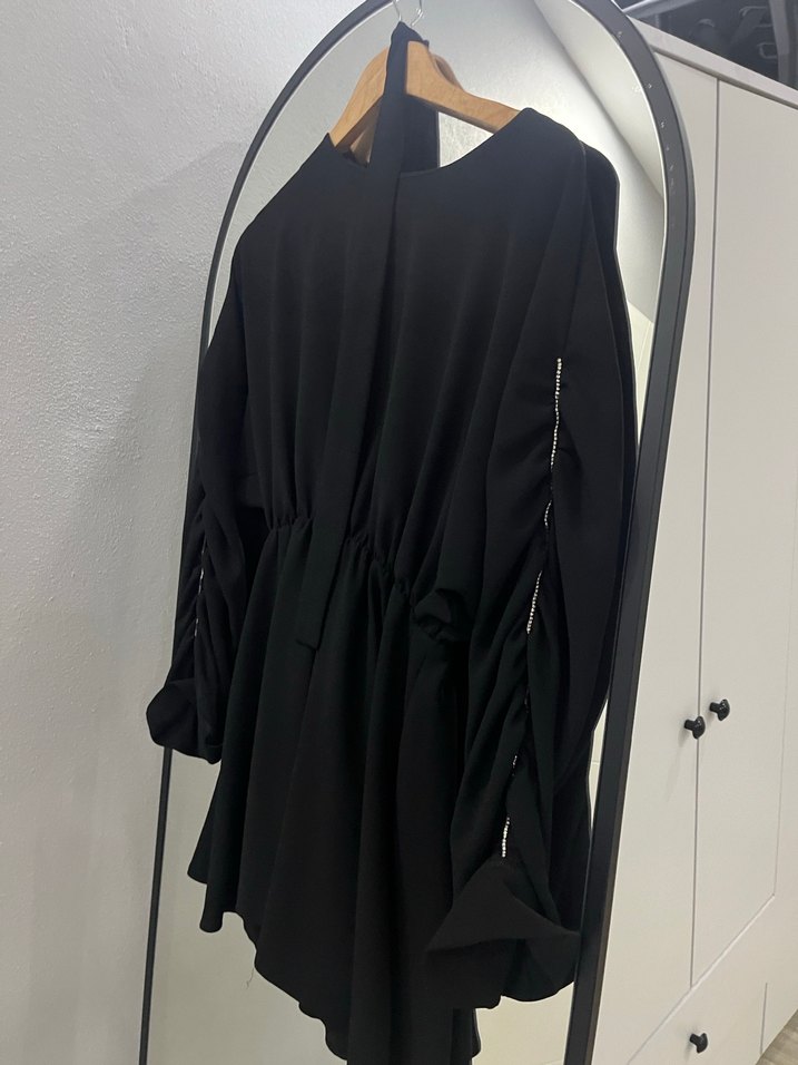 Siyah Uzun Kollu Rahat Kesim Kadın tunik - Görsel 2