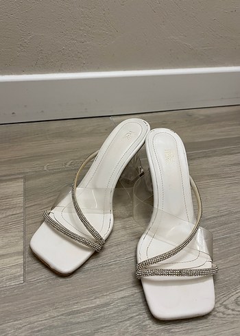 Beyaz Taşlı Topuklu terlik Kadın - Görsel 2