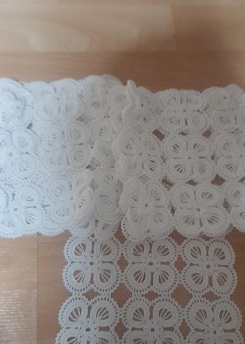 El İşçiliği Beyaz Dantel Kare - Görsel 2