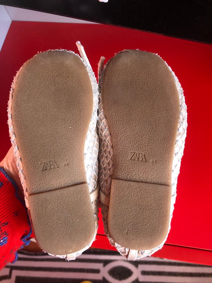 Zara çocuk babeti - Görsel 5